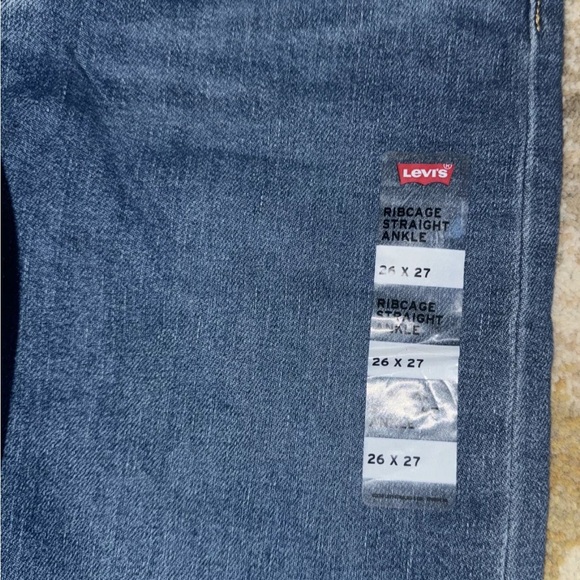 Women Levi Strauss Ribcage Straight Ankle Button Fly High Jeans Levi's Sz 26x27 - Picture 6 of 9